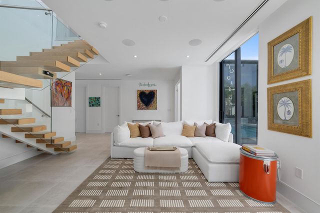 4444 Washington Road, Palm Beach, FL 33480