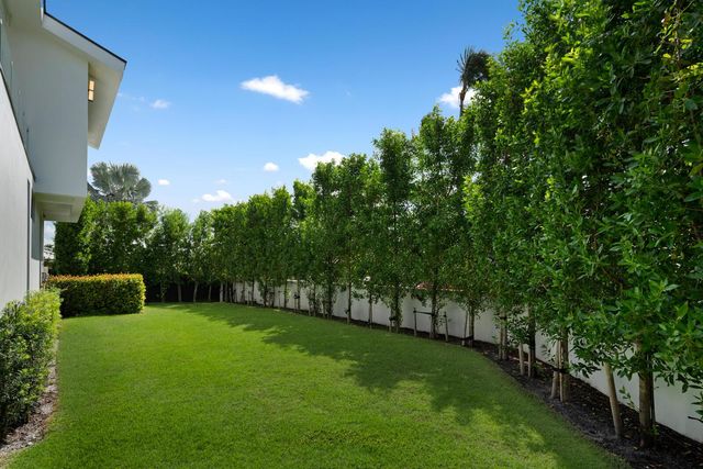 4444 Washington Road, Palm Beach, FL 33480