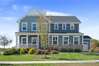 114 Marketplace Avenue, Moon/crescent Twp, PA 15108