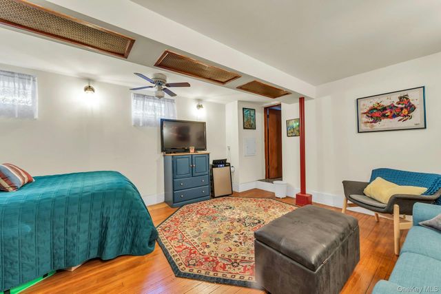 8919 69th Avenue, Forest Hills, NY 11375