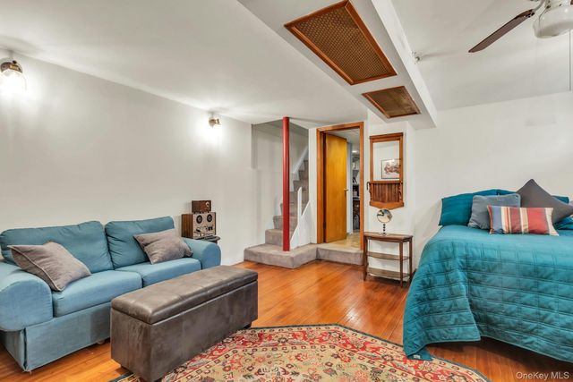 8919 69th Avenue, Forest Hills, NY 11375