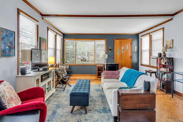 8919 69th Avenue, Forest Hills, NY 11375