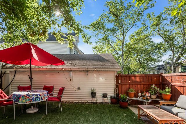 8919 69th Avenue, Forest Hills, NY 11375