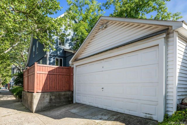 8919 69th Avenue, Forest Hills, NY 11375