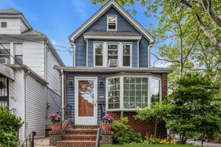 8919 69th Avenue, Forest Hills, NY 11375