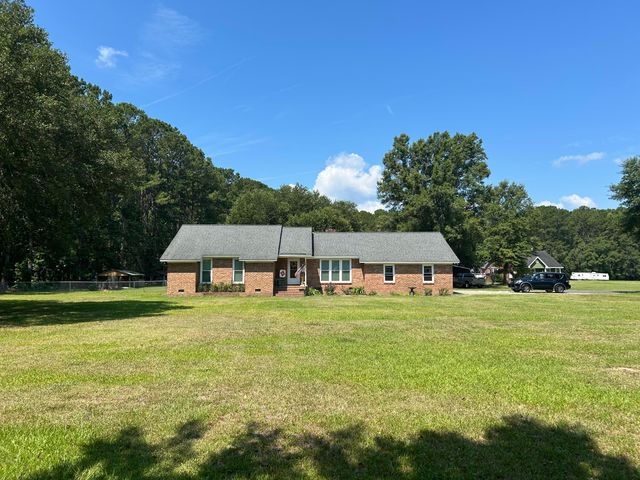 113 Tunnel Road, Summerville, SC 29483