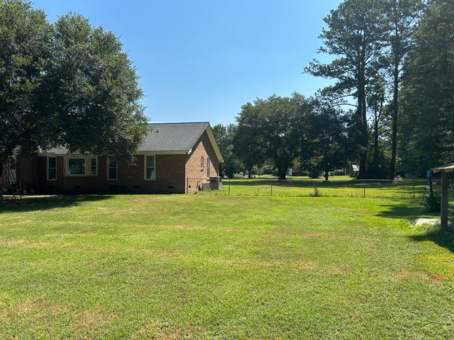 113 Tunnel Road, Summerville, SC 29483