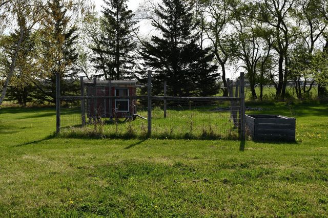 17976 120th Avenue NE, Thief River Falls, MN 56701