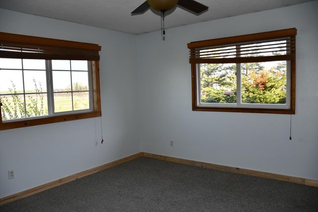 17976 120th Avenue NE, Thief River Falls, MN 56701