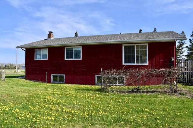 17976 120th Avenue NE, Thief River Falls, MN 56701