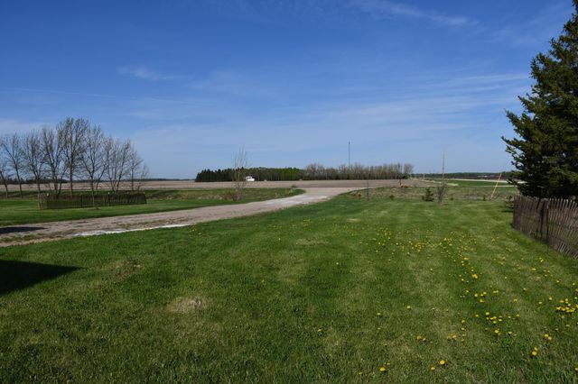 17976 120th Avenue NE, Thief River Falls, MN 56701