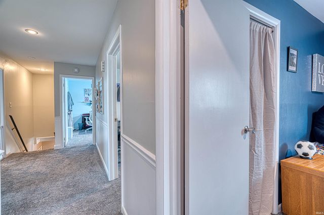 5822 Hamilton Drive, Evansville, IN 47711