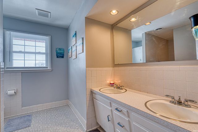 5822 Hamilton Drive, Evansville, IN 47711