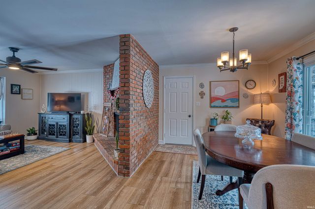 5822 Hamilton Drive, Evansville, IN 47711