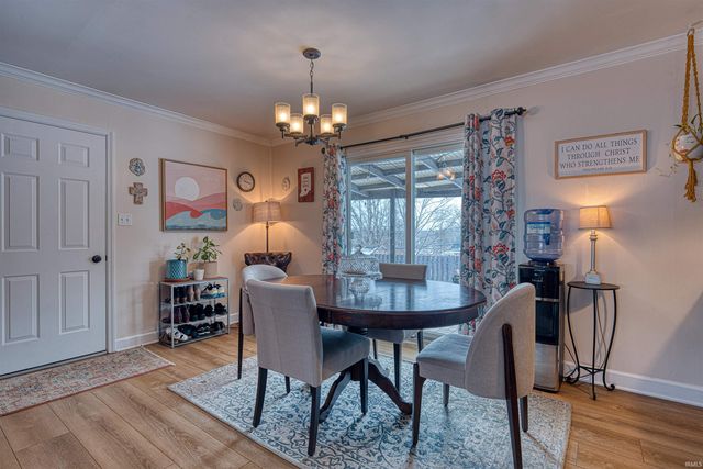 5822 Hamilton Drive, Evansville, IN 47711