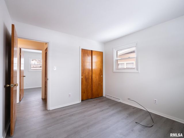 5517 N RENWOOD Avenue, Peoria, IL 61614