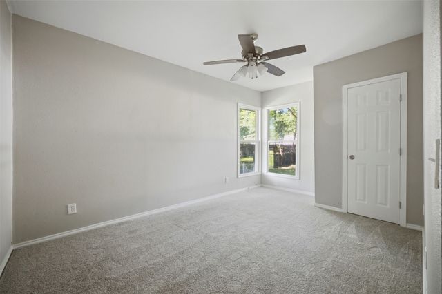 603 N Mckinney Street, Ennis, TX 75119