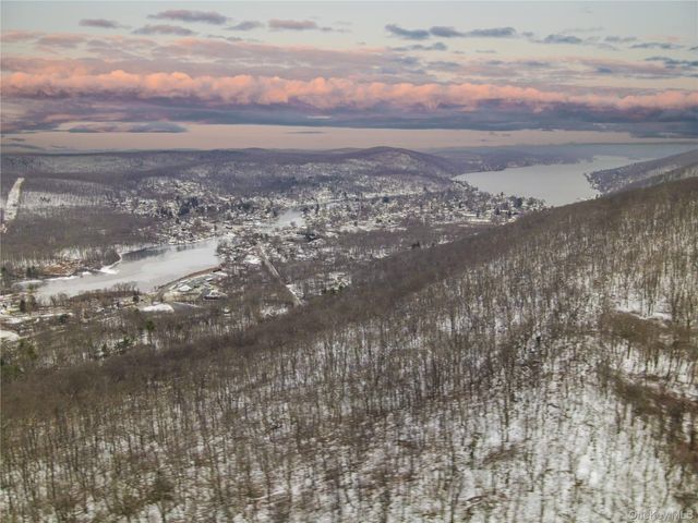 50 Continental Road, Warwick, NY 10990