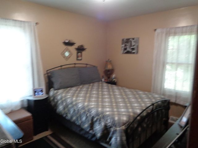 2145 Robinwood Avenue, Rotterdam, NY 12306