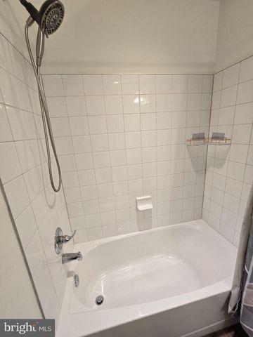 12 PITCH PINE CT, Bunker Hill, WV 25413