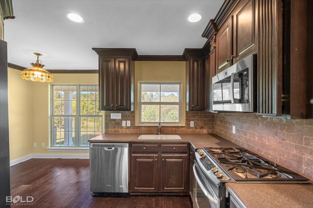 8868 Springridge Drive, Keithville, LA 71047