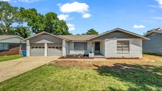 107 Rosedale Avenue, Keene, TX 76059