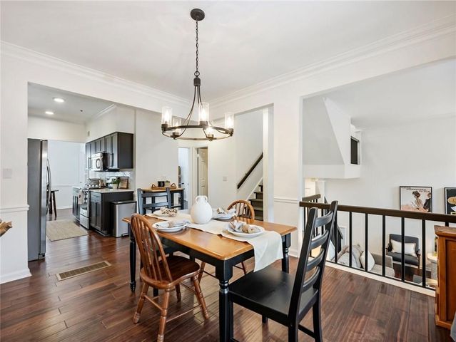 702 Brandywine Circle, Atlanta, GA 30350
