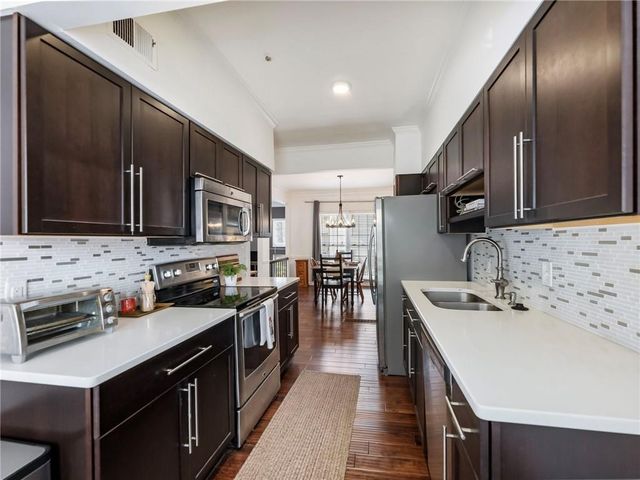 702 Brandywine Circle, Atlanta, GA 30350