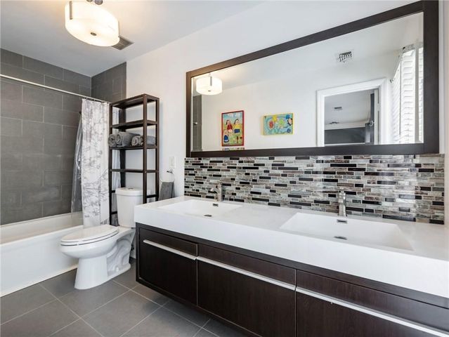 702 Brandywine Circle, Atlanta, GA 30350