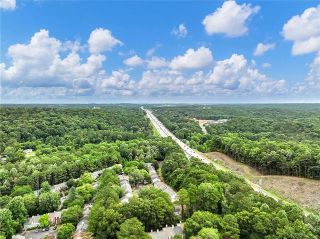702 Brandywine Circle, Atlanta, GA 30350