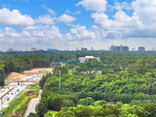 702 Brandywine Circle, Atlanta, GA 30350