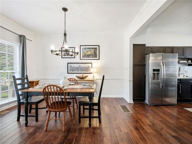 702 Brandywine Circle, Atlanta, GA 30350