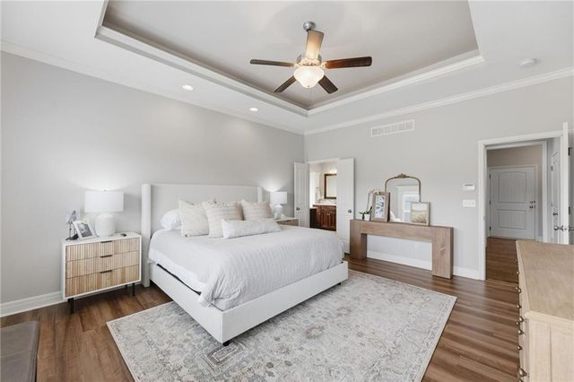 7019 Apache Drive, Shawnee, KS 66226