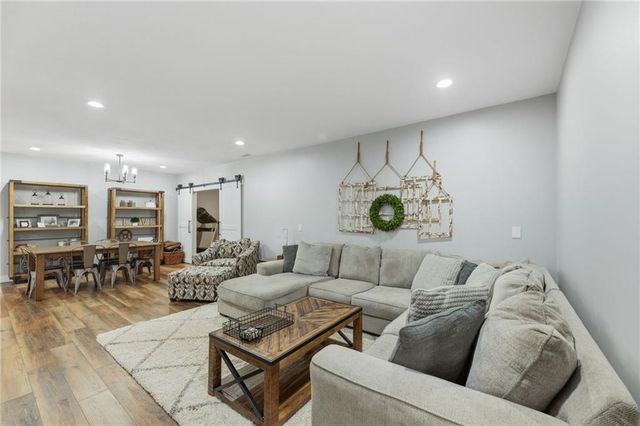 7019 Apache Drive, Shawnee, KS 66226
