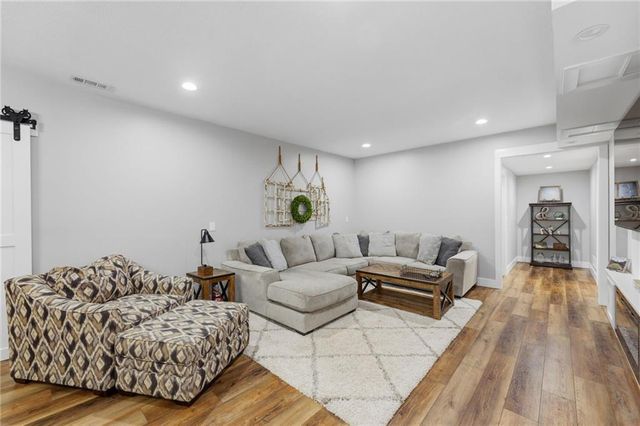 7019 Apache Drive, Shawnee, KS 66226