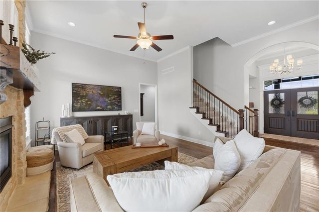7019 Apache Drive, Shawnee, KS 66226
