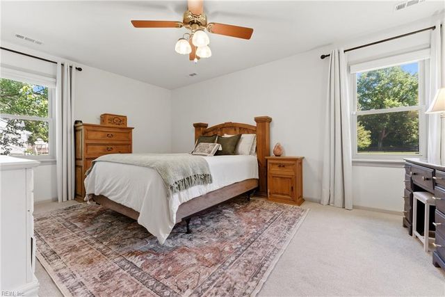 111 Brookdale CT, Moyock, NC 27958