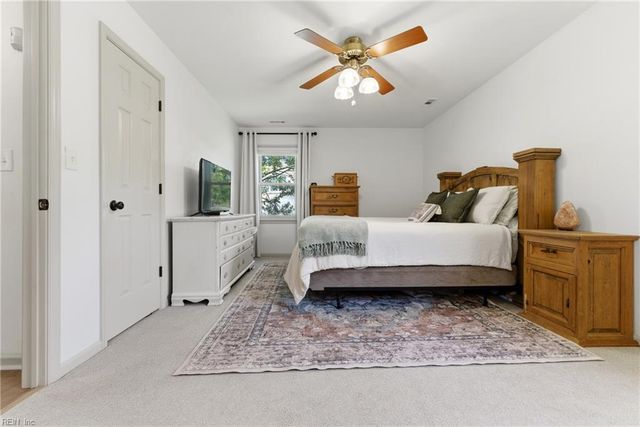 111 Brookdale CT, Moyock, NC 27958