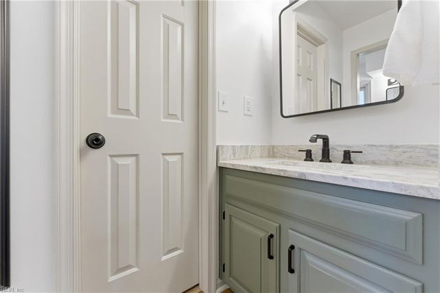 111 Brookdale CT, Moyock, NC 27958