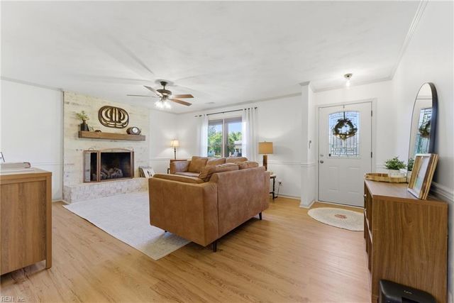 111 Brookdale CT, Moyock, NC 27958