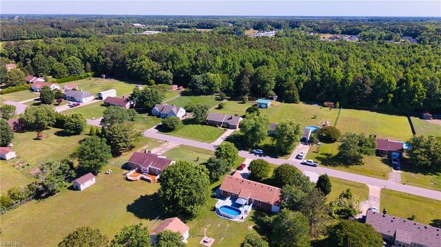 111 Brookdale CT, Moyock, NC 27958
