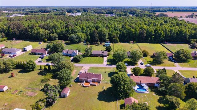 111 Brookdale CT, Moyock, NC 27958