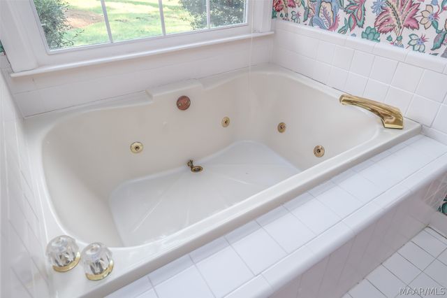 7624 Wynlakes Boulevard, Montgomery, AL 36117