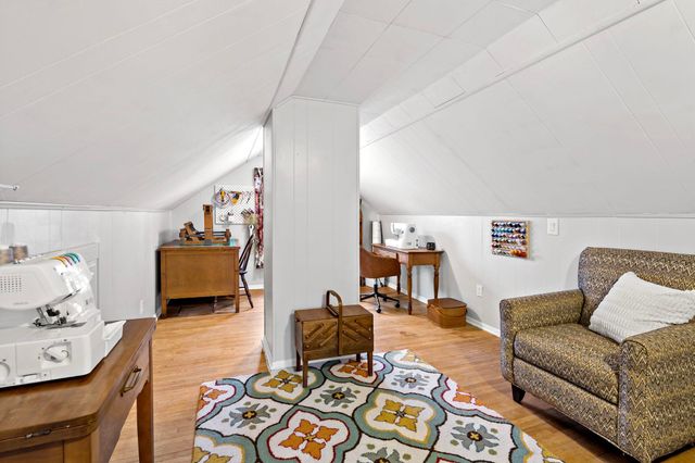752 Hoyt Avenue W, Saint Paul, MN 55117