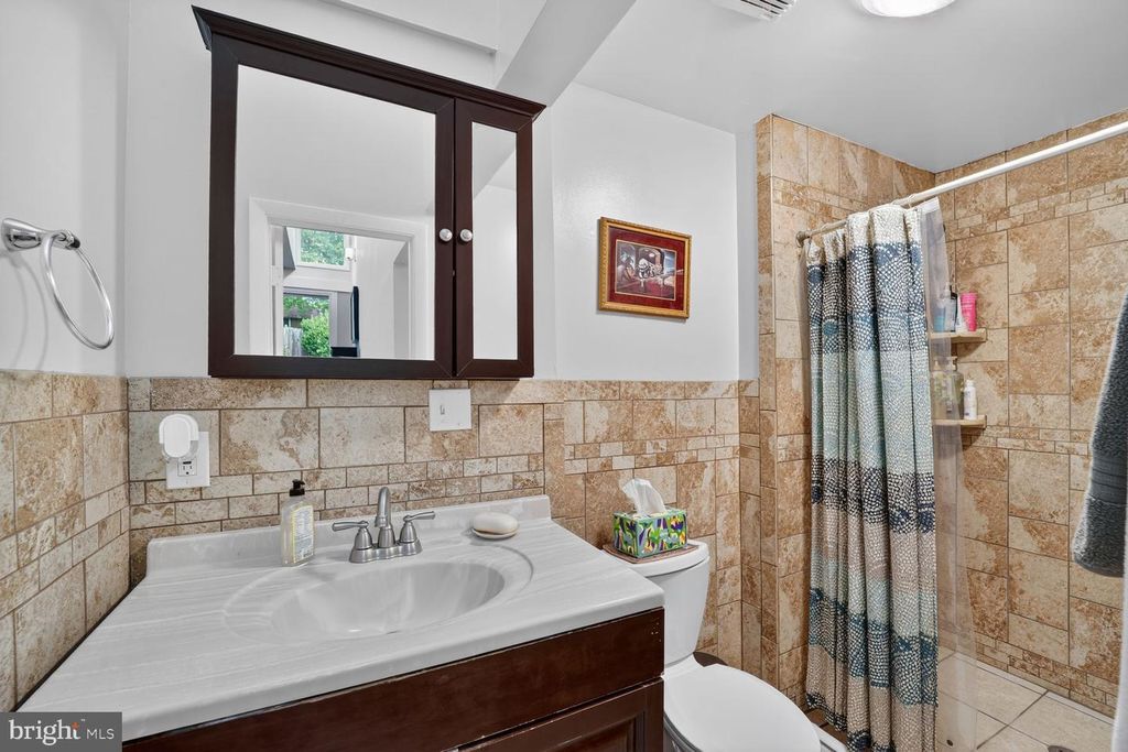 Image 21 of property listing at 10123 CAPITOL VIEW AVE, Silver Spring, MD 20910