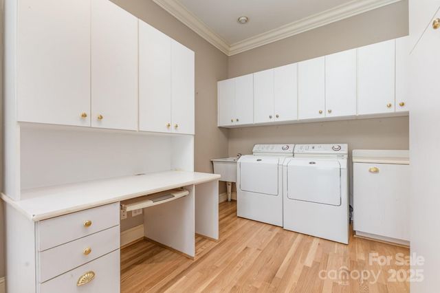 811 14th Avenue NW, Hickory, NC 28601