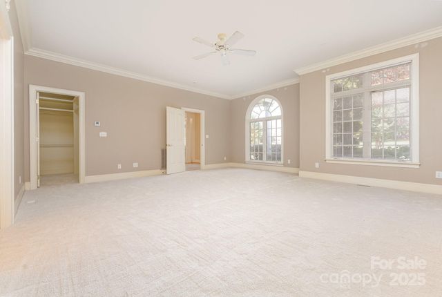 811 14th Avenue NW, Hickory, NC 28601