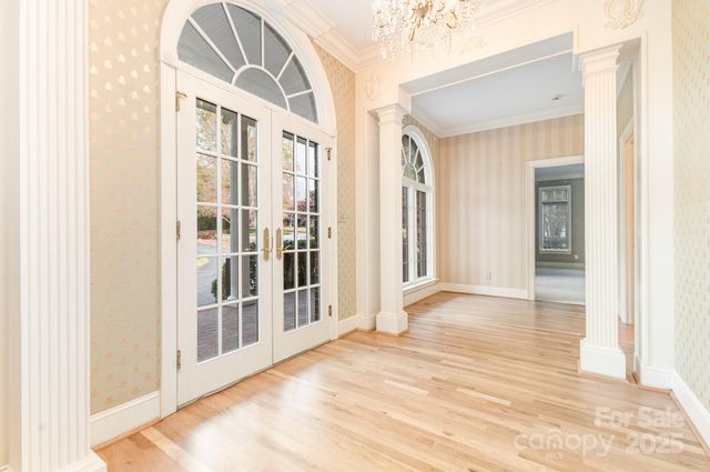 811 14th Avenue NW, Hickory, NC 28601