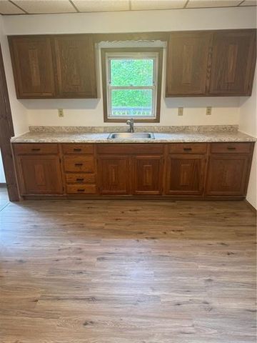 1117 Forest Ave, New Kensington, PA 15068