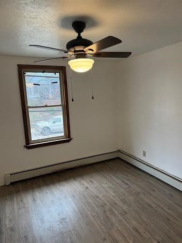 1117 Forest Ave, New Kensington, PA 15068